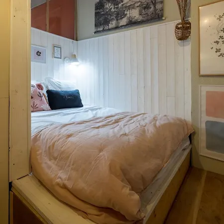 Honore Saint Nizier Apartment *